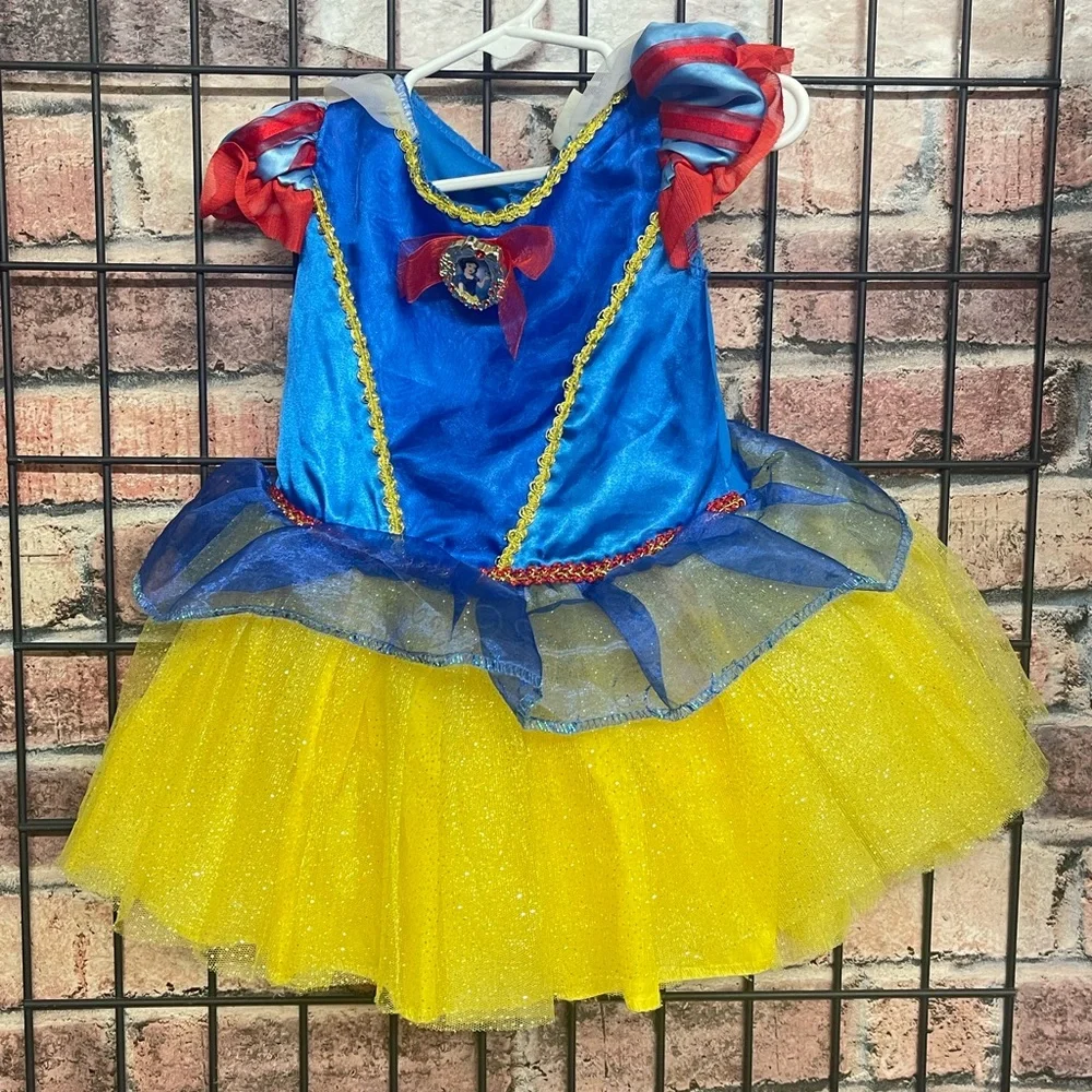 Disney Snow White Costume dress size 12-18 months